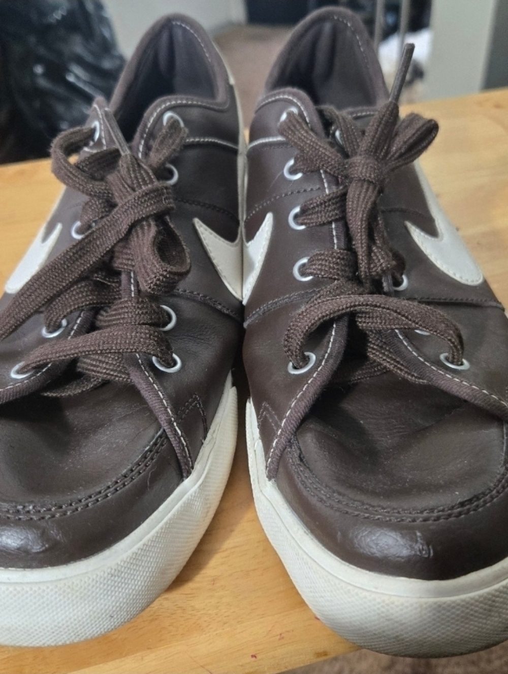Nike Legacy Sz. 10.5 Brown Mens Stakebord Athletic Sneakers